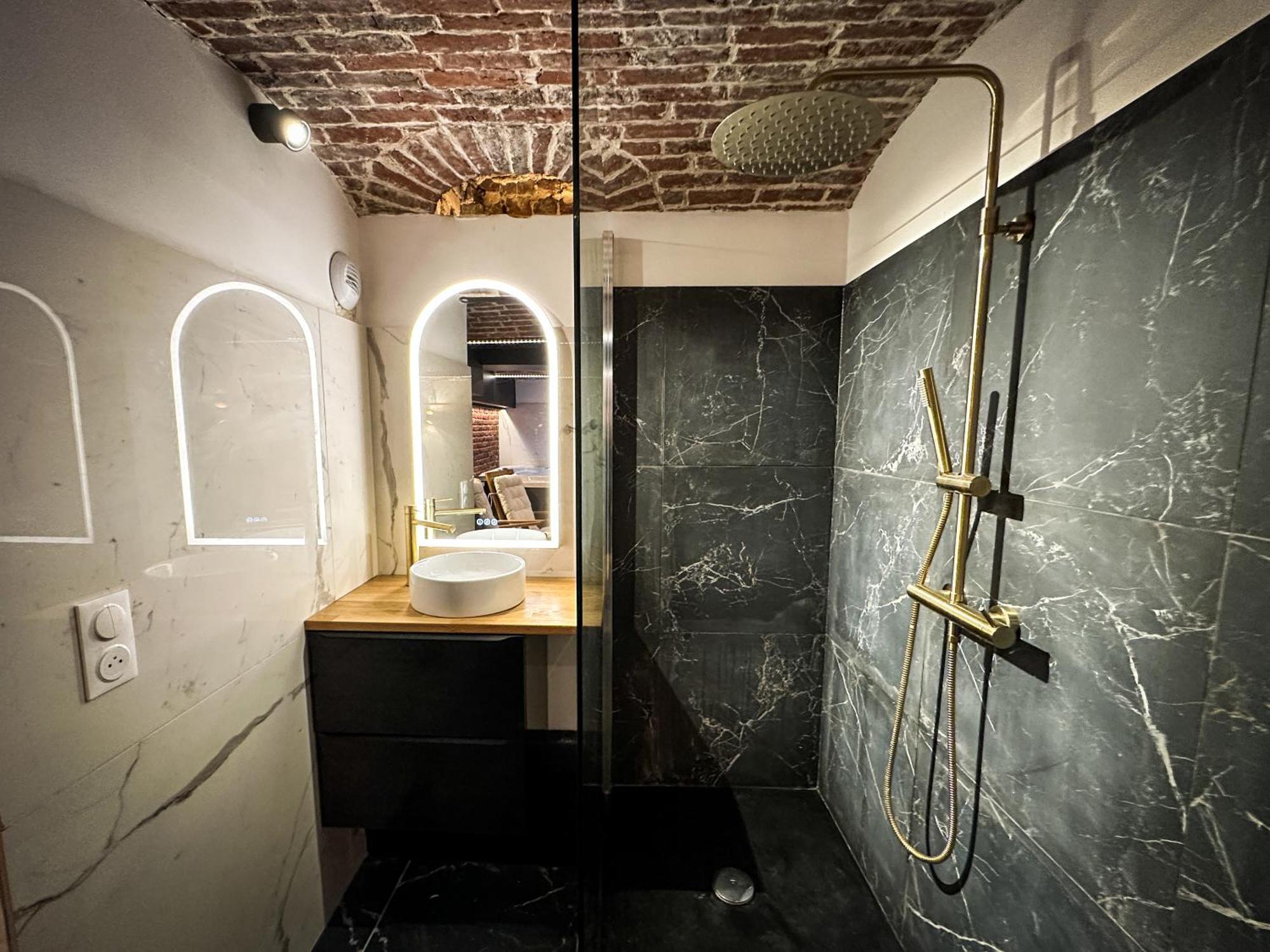 Le Bijou - Appartement, Sauna Et Jacuzzi - ليل المظهر الخارجي الصورة